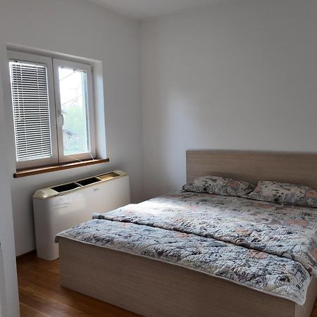 Vila Odmor Na Dunavu Beocin Esterno foto