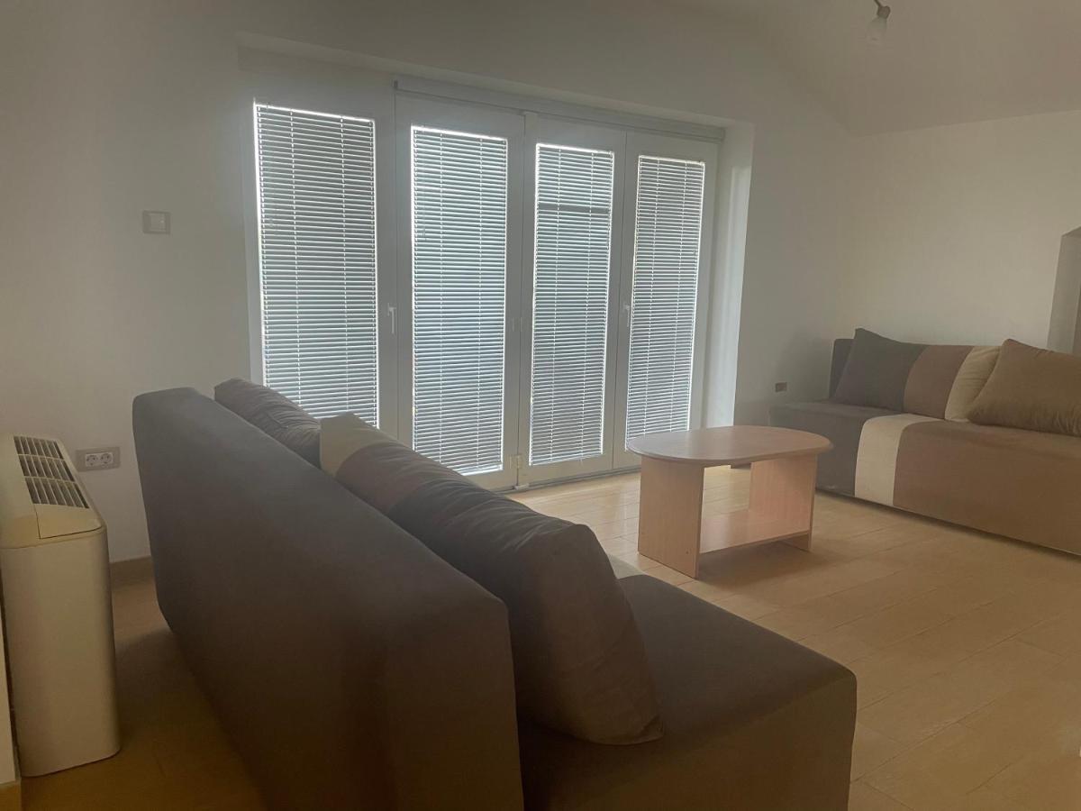 Vila Odmor Na Dunavu Beocin Esterno foto