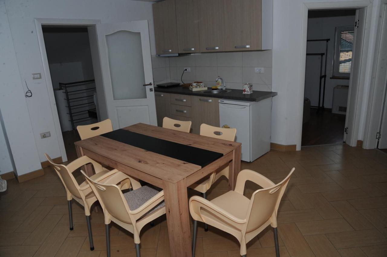 Vila Odmor Na Dunavu Beocin Esterno foto
